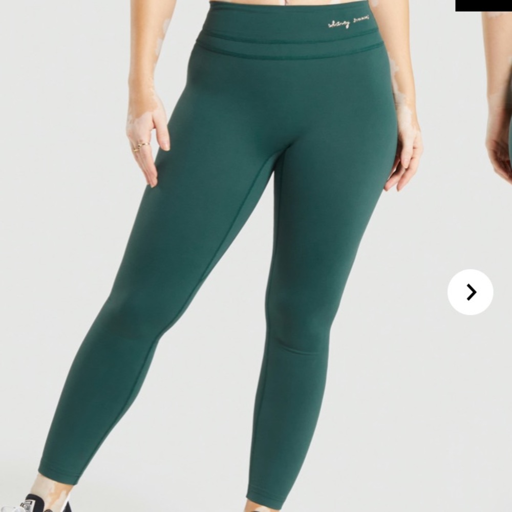 Whitney Simmons high rise legging in Amazon SZ L